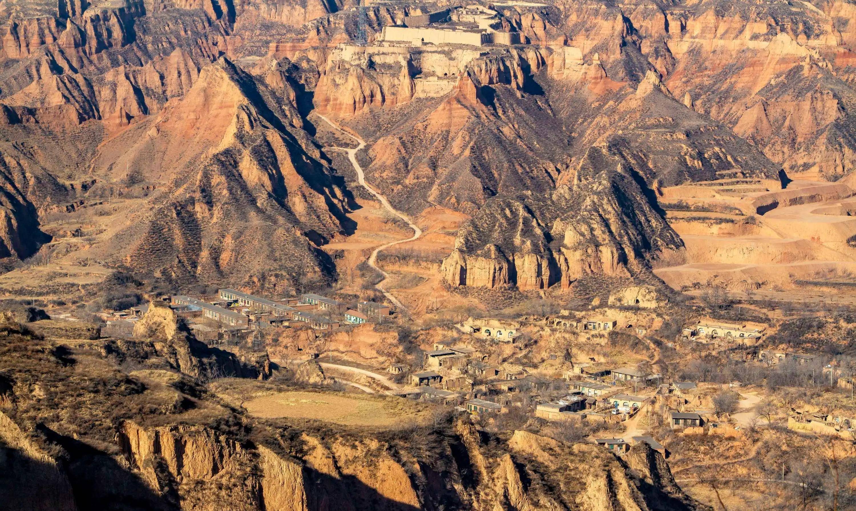 黄土高原地貌景观名称图片