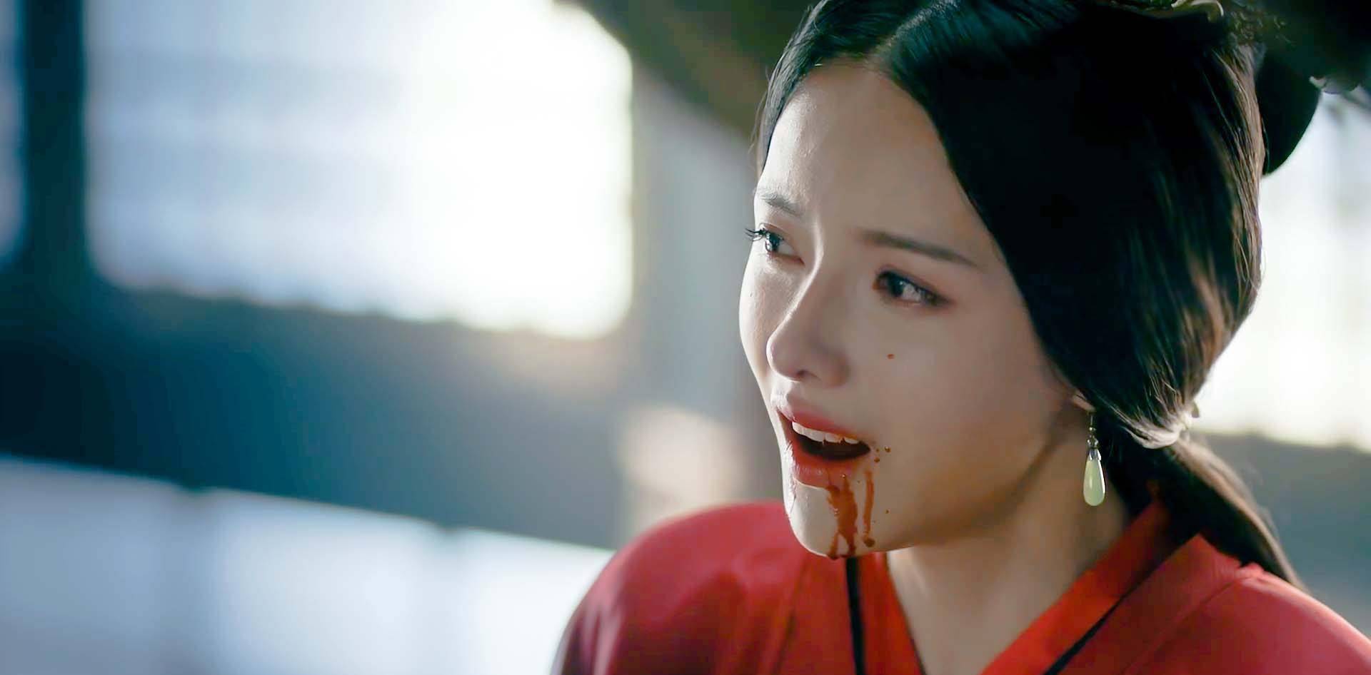 甄宓剧照也许是甄宓在诗中表达对曹丕的爱意时,过多地表露了小女子的