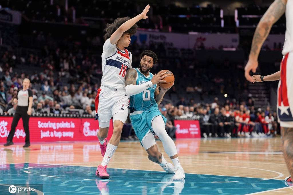 客场作战的奇才何以击败黄蜂？，2月4日NBA常规赛：奇才与黄蜂的激烈对决