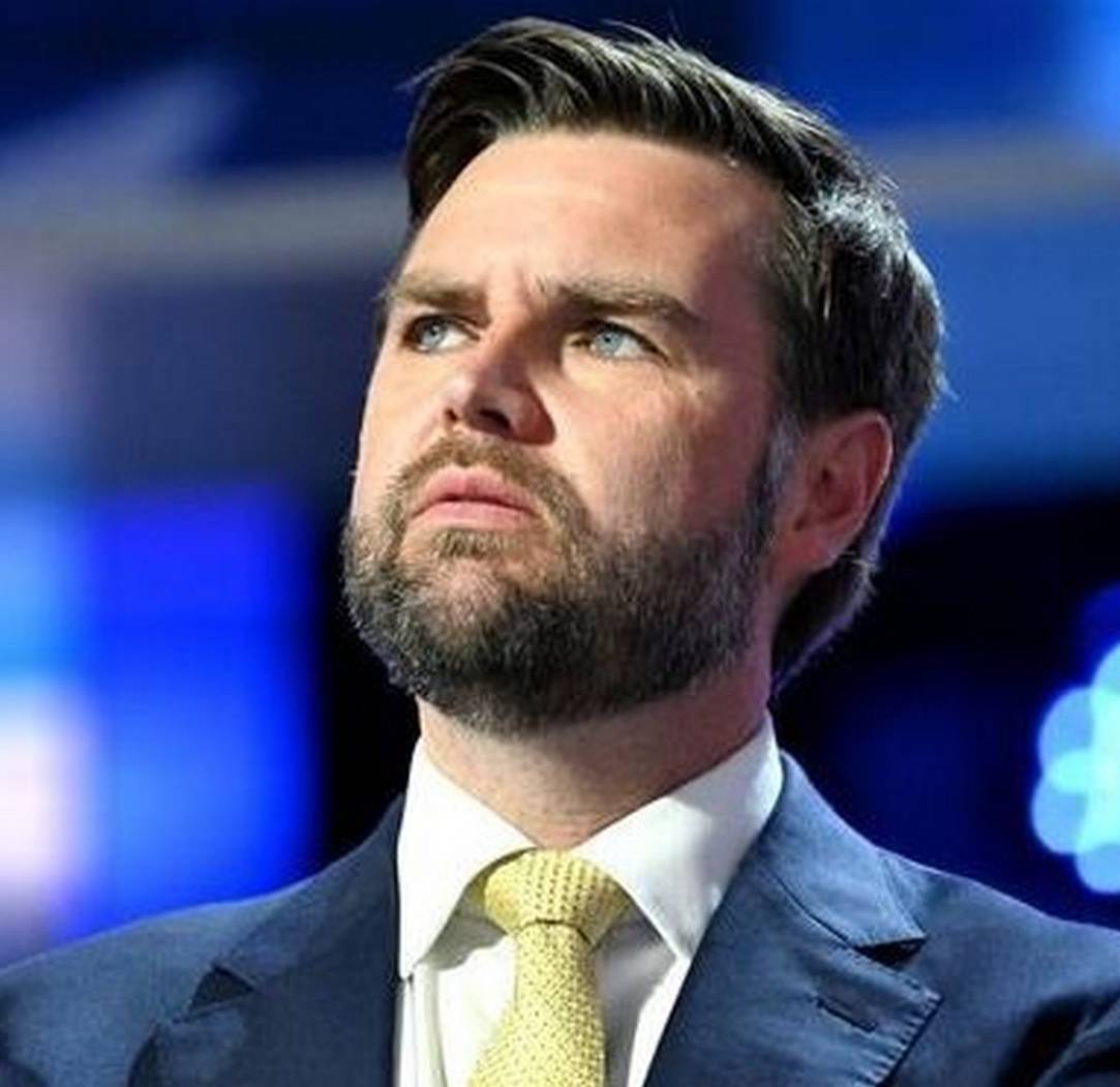 美国副总统万斯和骂街大妈没大区别