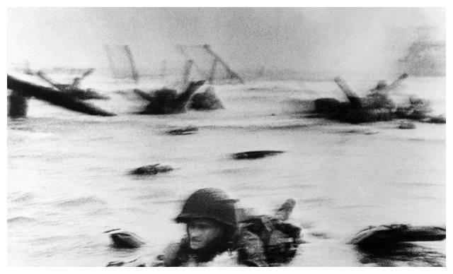 随军记者镜头里真实的血腥奥马哈海滩登陆战