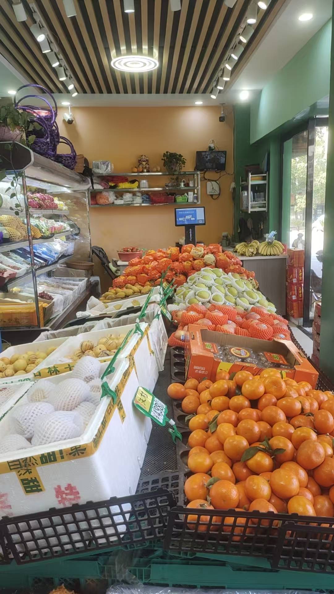 横峰县水果店旺铺转让