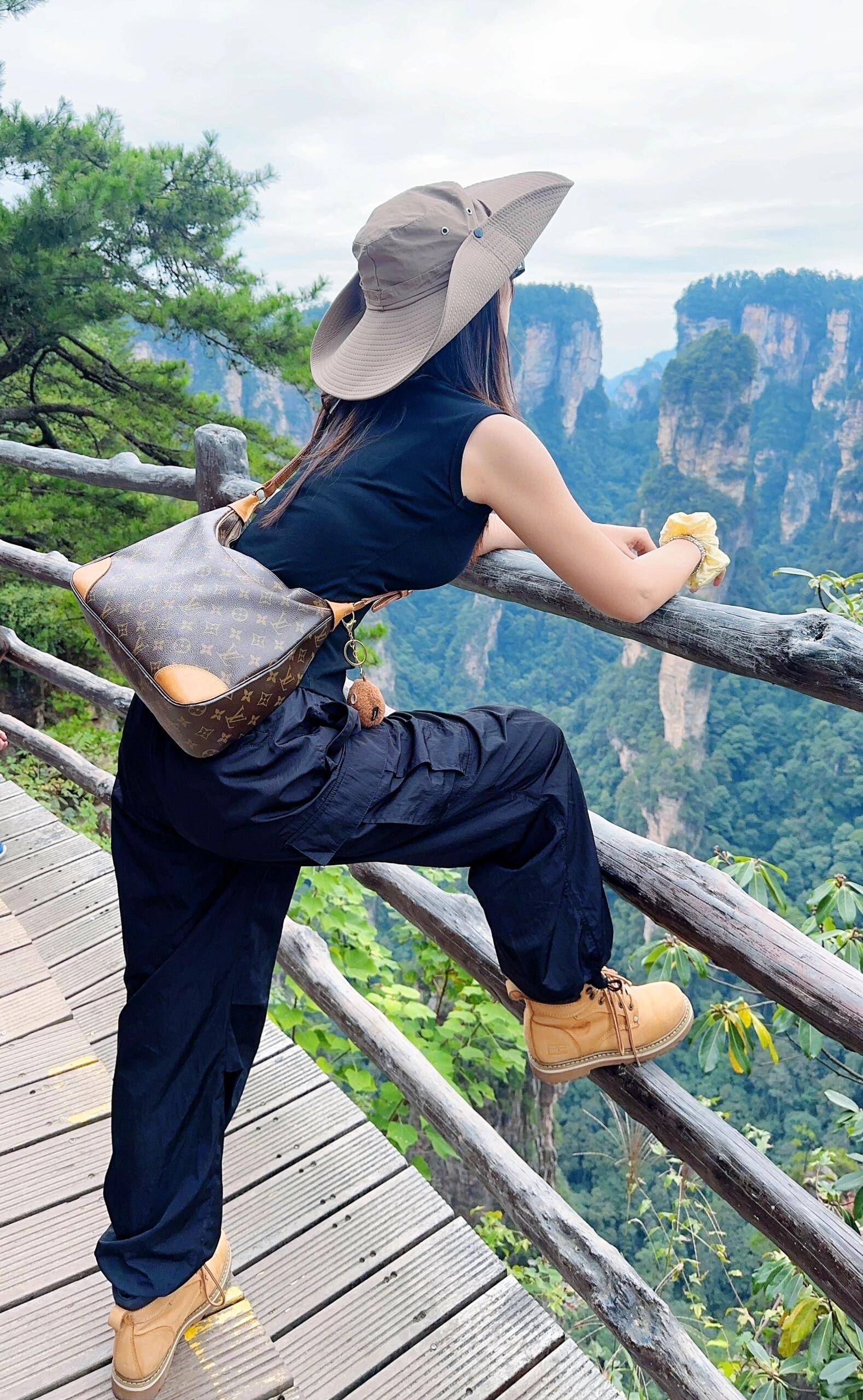 全家游旅行攻略,张家界家庭游行程路线,本地人小贴士,靠谱导游推荐