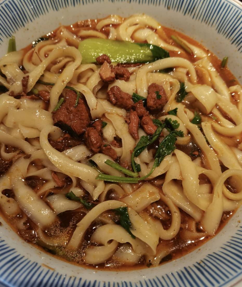 山西大同刀削面臊子,飞刀入锅的晋北面食功夫