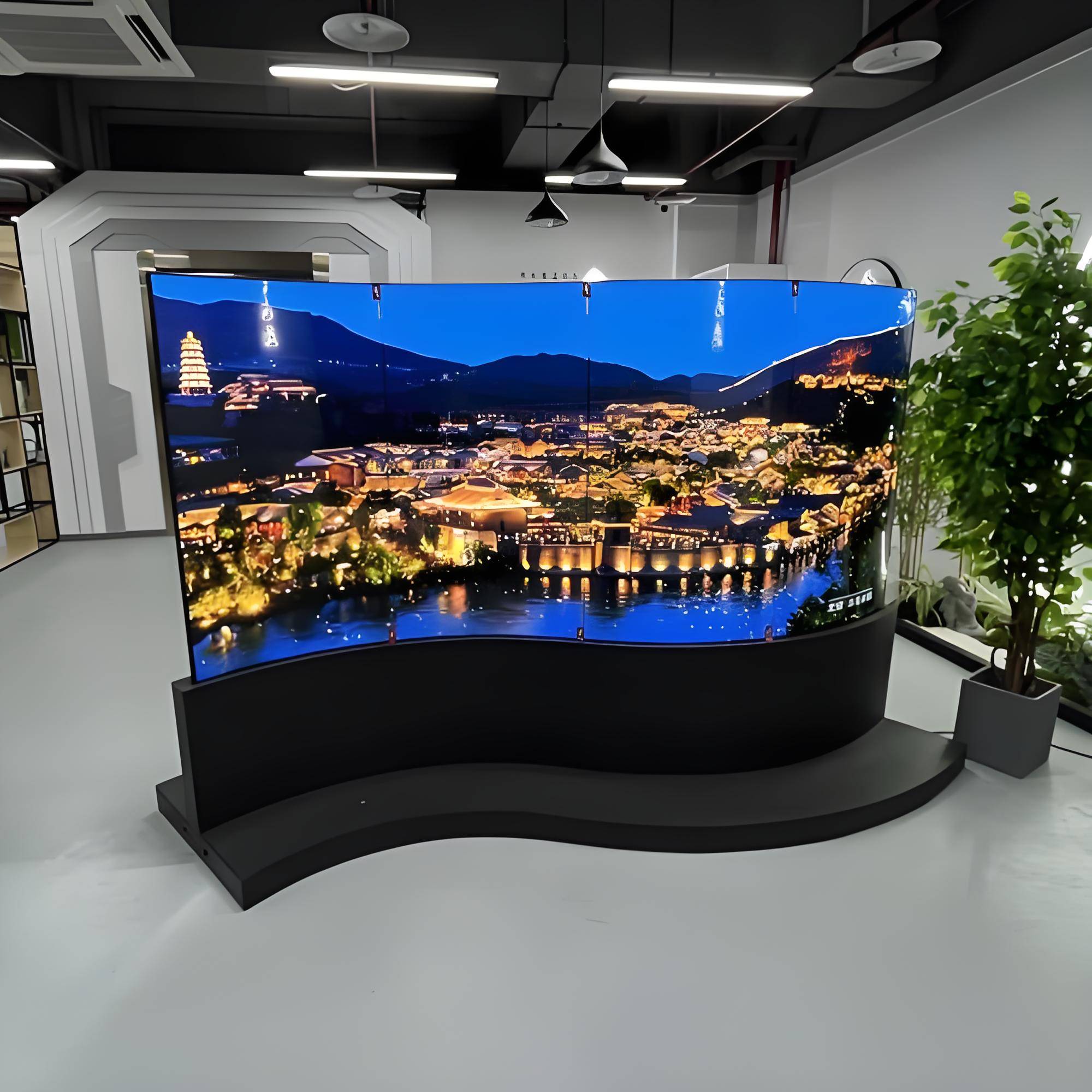 柔性oled拼接屏:以"曲"为媒,解锁空间视觉革命