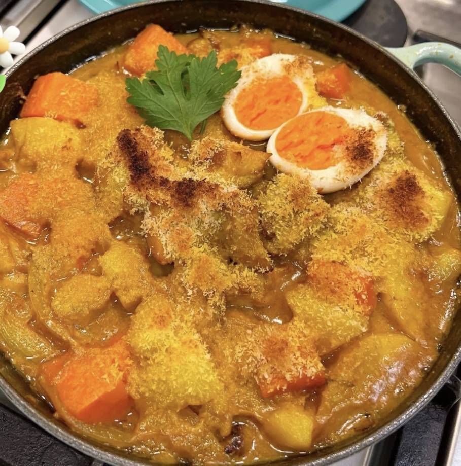 澳门葡国鸡椰香焗饭,澳门土生菜系的混血料理代表作