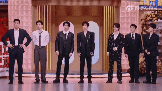 原创            不是，他塌房，为什么王星越是最大受害者？