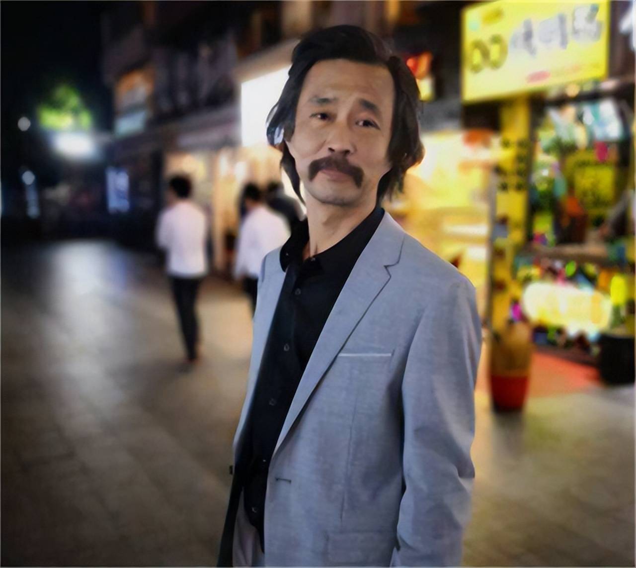 流浪大师沈巍:百万直播收入分别被借走,至今没人还清一笔