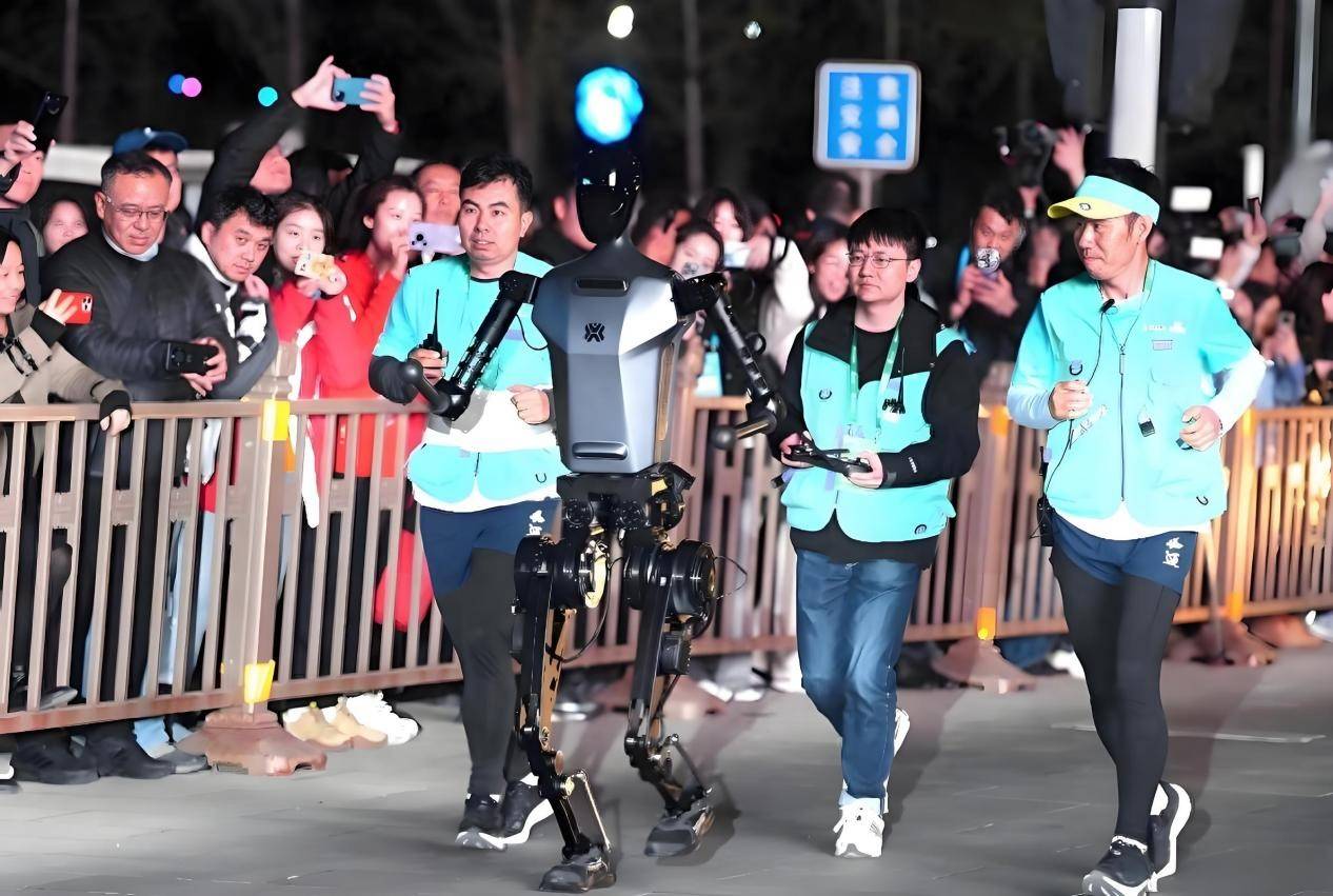 机器人赛事会是一门好生意吗？-锋巢网