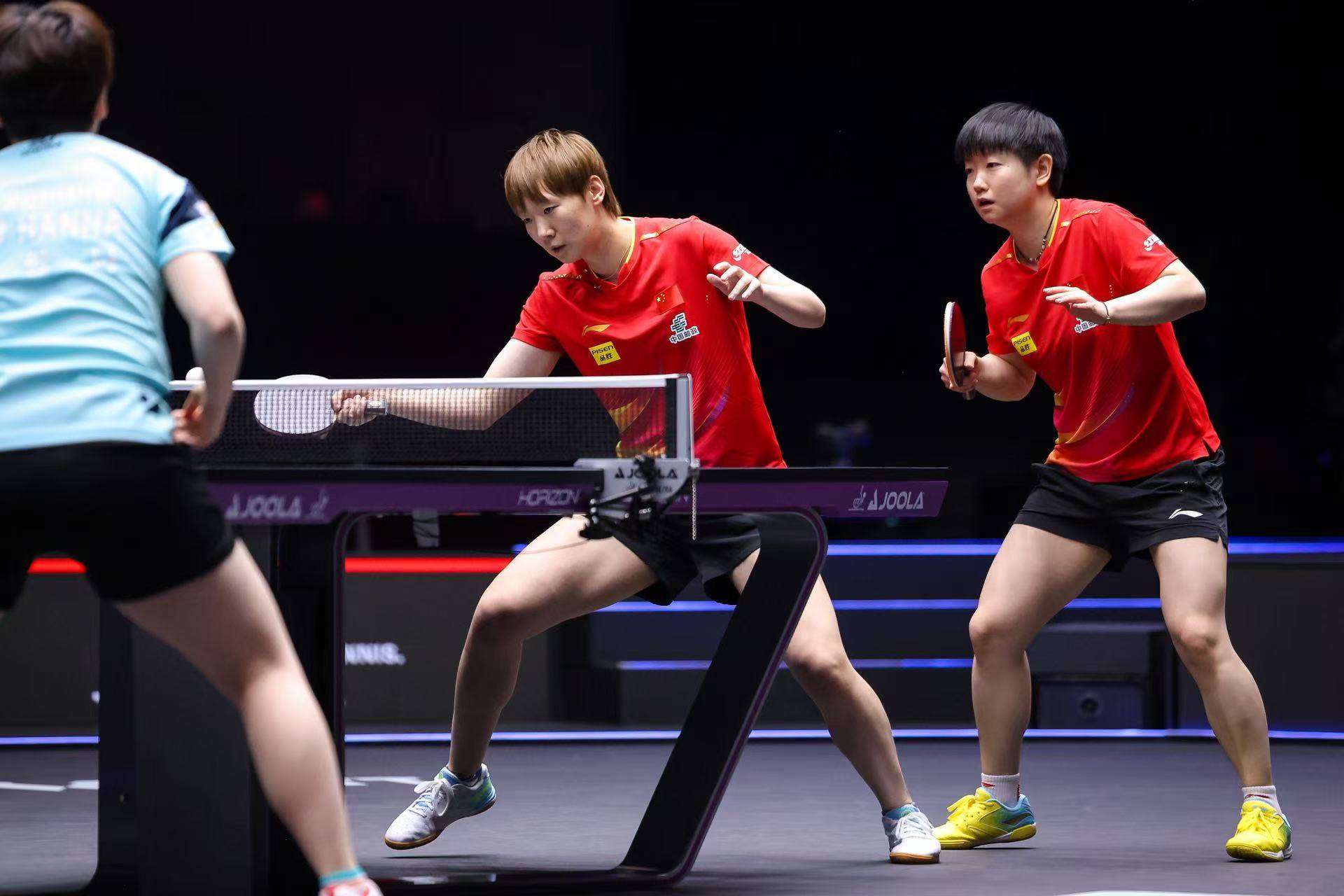 WTT美国大满贯海产姐妹花晋级女双决赛 自评配合默契度越来越高