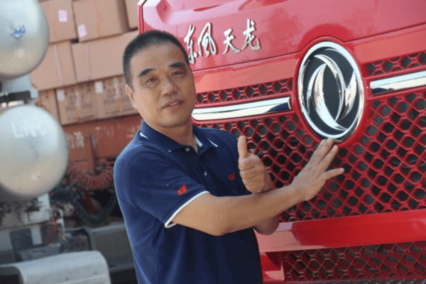 龍擎效能成就高效物流 河南布鞋之都發(fā)展再添新動(dòng)能