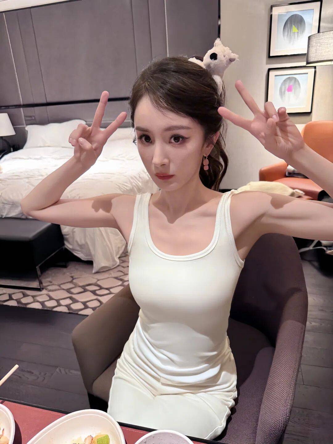 杨幂健身合集太燃了!难怪她身材这么辣!