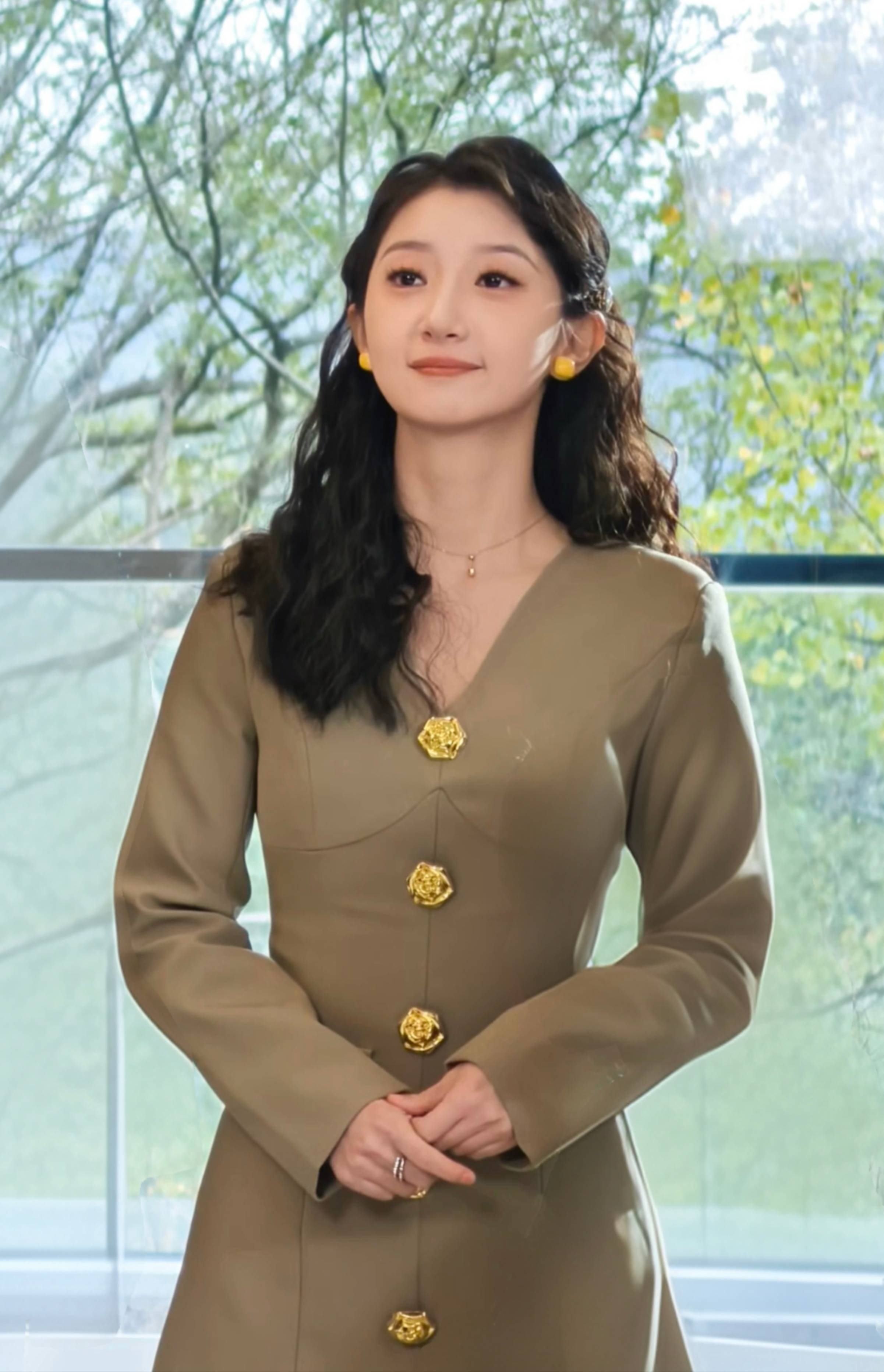 《完美谎言》饰演女二号 李菲菲状态待播出《街头小歌星》饰演