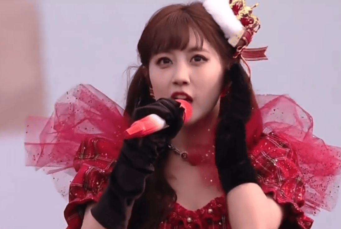 李艺彤回应音乐节演出遭遇设备故障：严重干扰到我了封面图