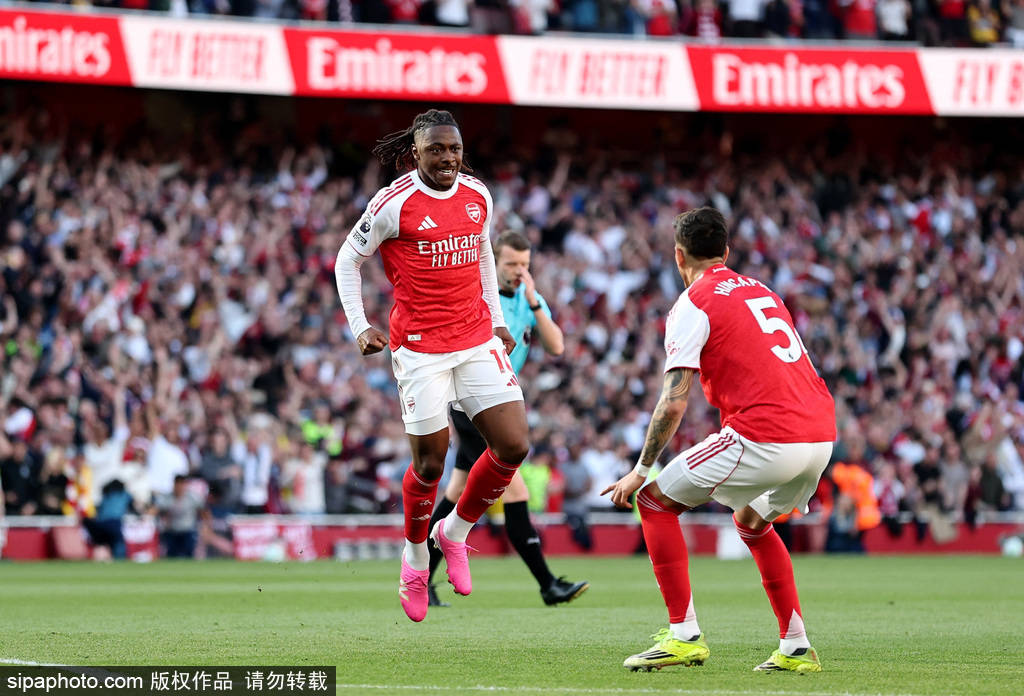英超-埃泽闪击哈弗茨送助攻 阿森纳1-0纽卡重回榜首