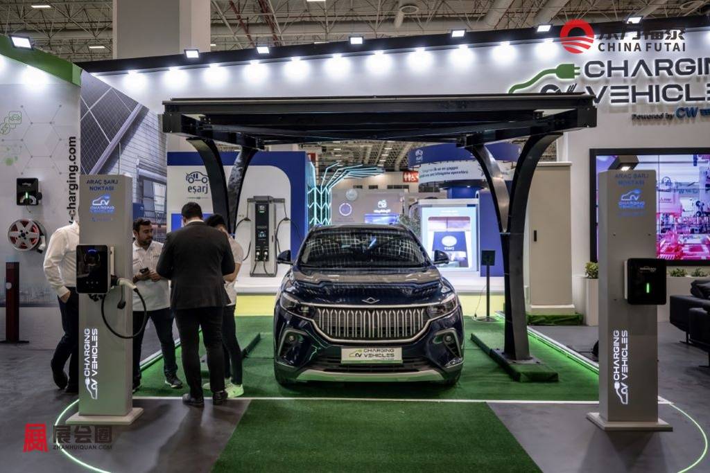 ev_charge_show_togg_t10x_automotuber_electric_cars.jpg