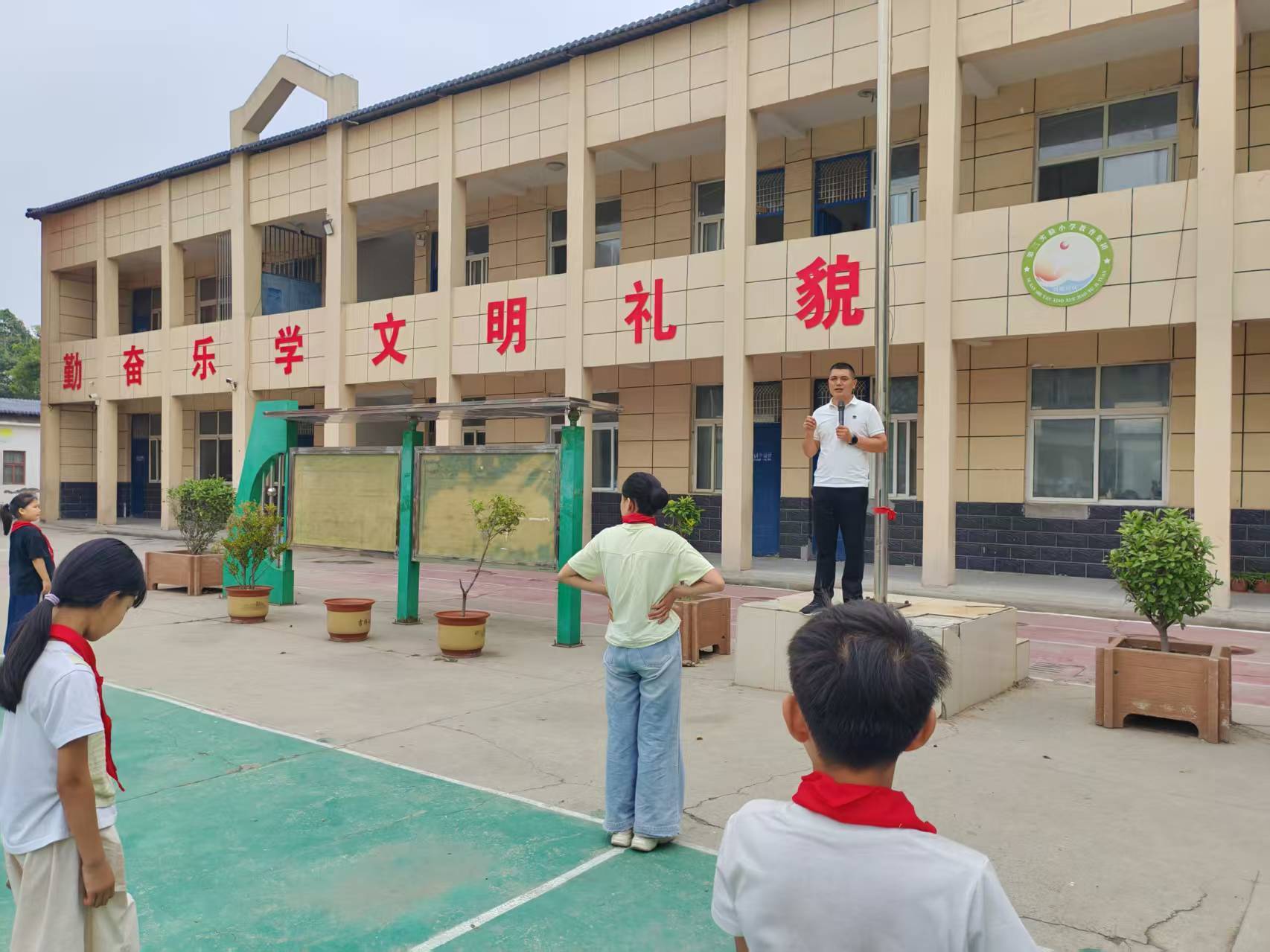 图片5.jpg