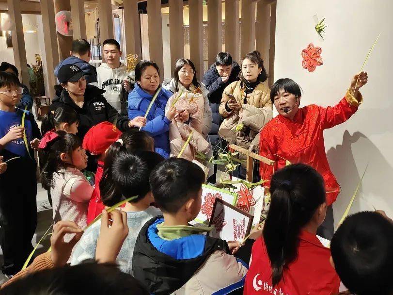 咨询电话:63232410各分会报名方式编辑:赵紫涵审核:孟斐 武春苗 孟