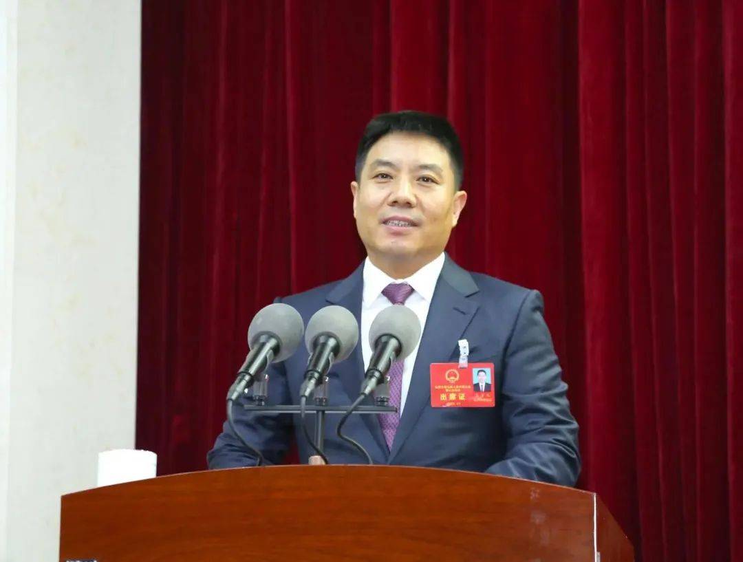 金昌市第九届人民代表大会第三次会议隆重开幕 王钧出席 王方太作政府