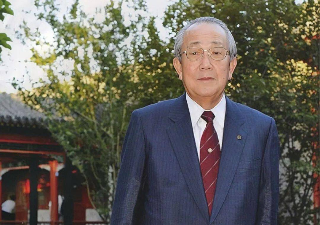 一哭就是3小时,长大后他成了世界500强企业创始人_稻盛和夫_母亲_孩子