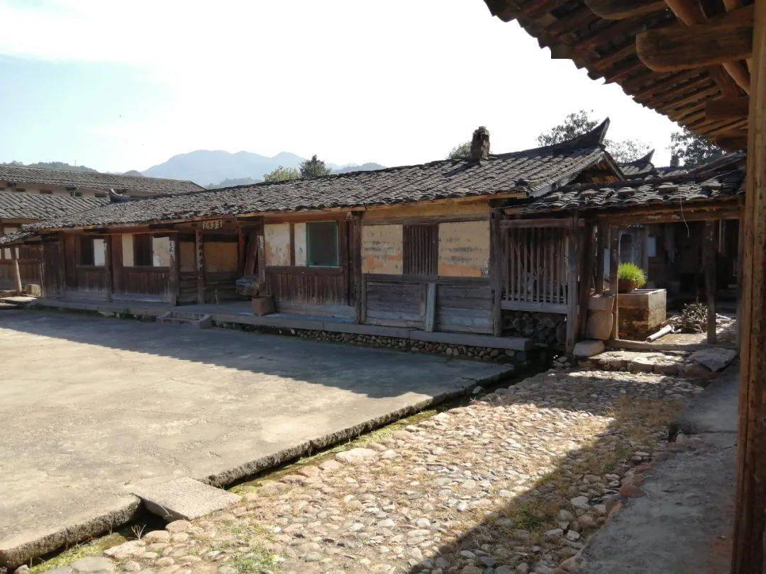 宗祠)安砂红三十四师指挥部旧址(严永泰老宅)魏坊红军独立第七团驻