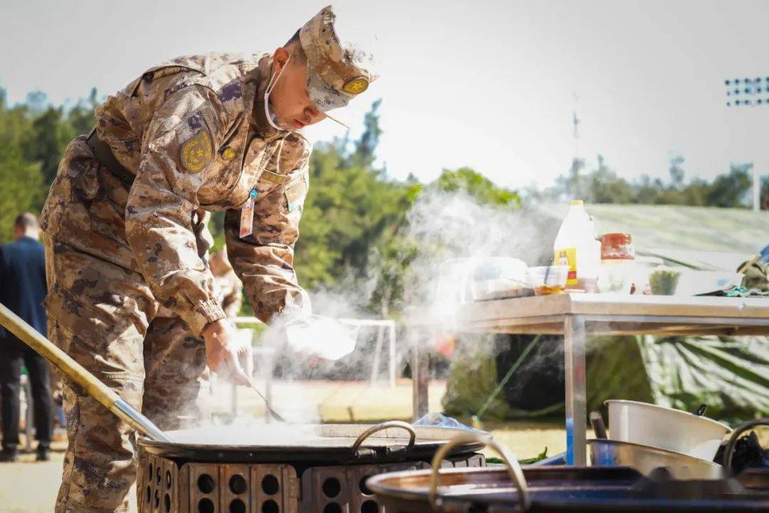 "进一步提升炊事员队伍专业水平