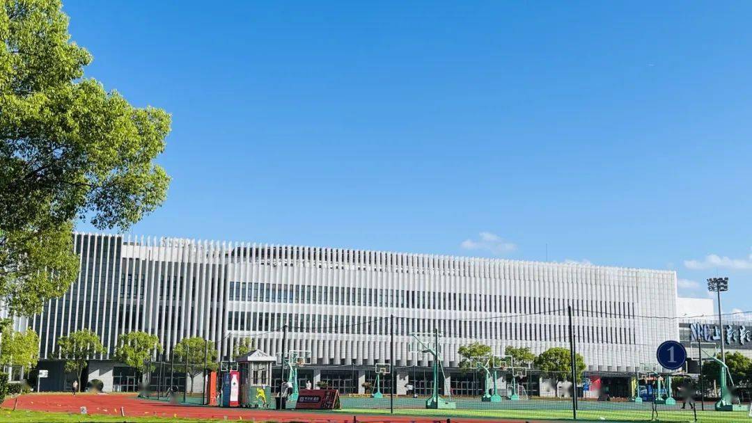 女篮的大本营记者 李铭珅 摄据统计,宝山体育中心日均人流量超2万人