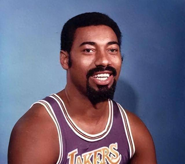 威尔特·张伯伦:37年间,每天与1.