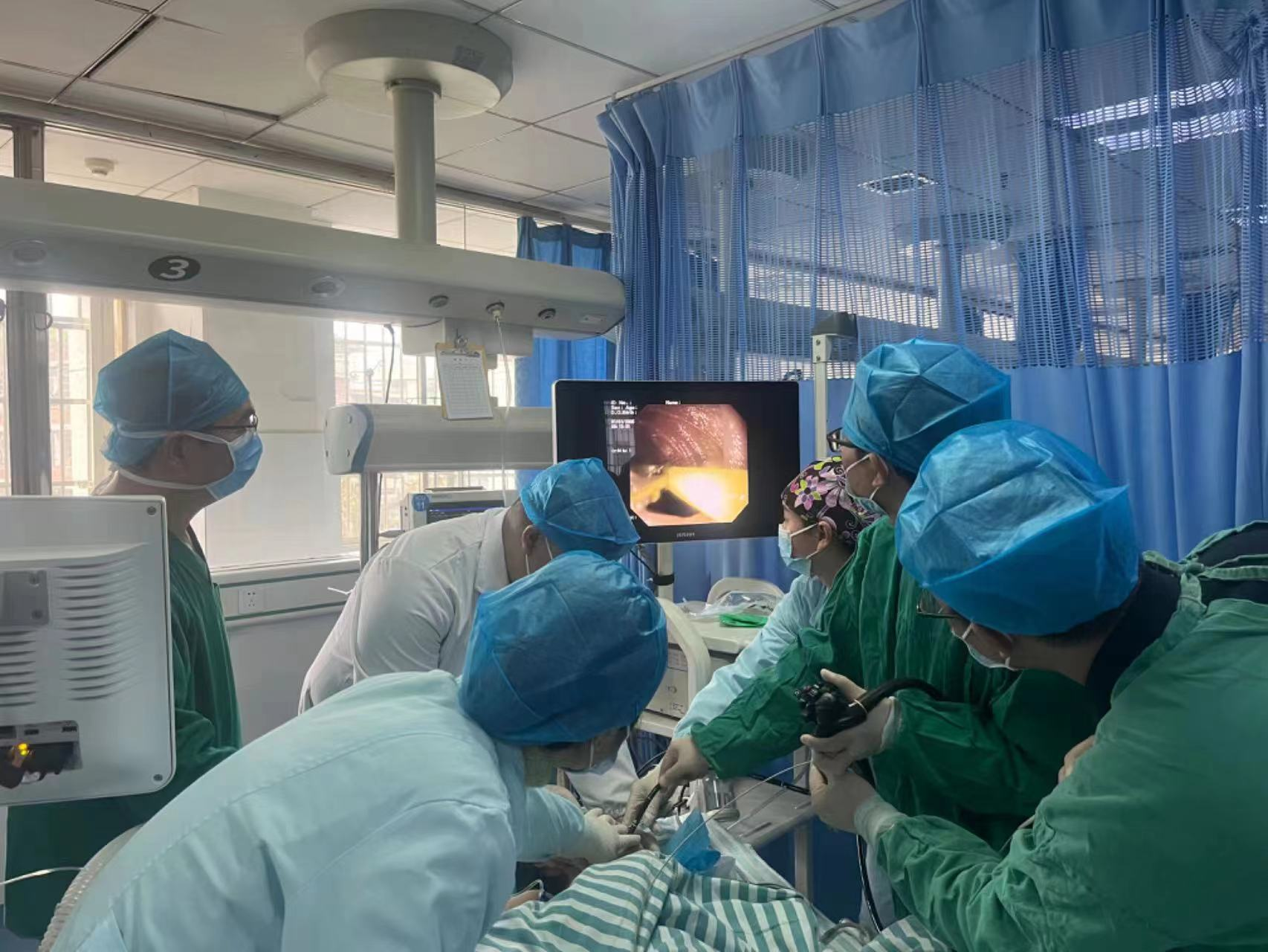 关于北京阜外医院、协助就诊，就诊引导挂号号贩子联系电话的信息