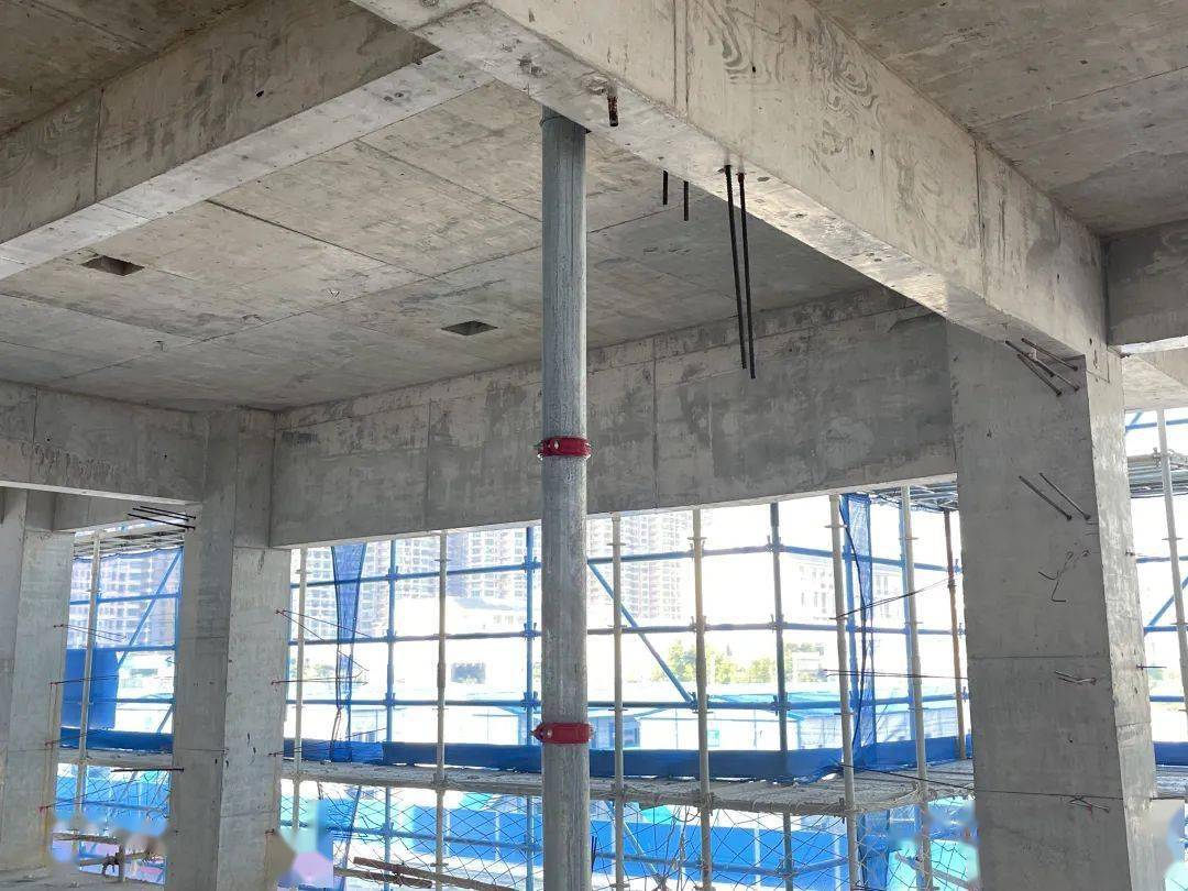 消防施工永临结合2避免路面重复开挖作为临时施工道路使用提前修建