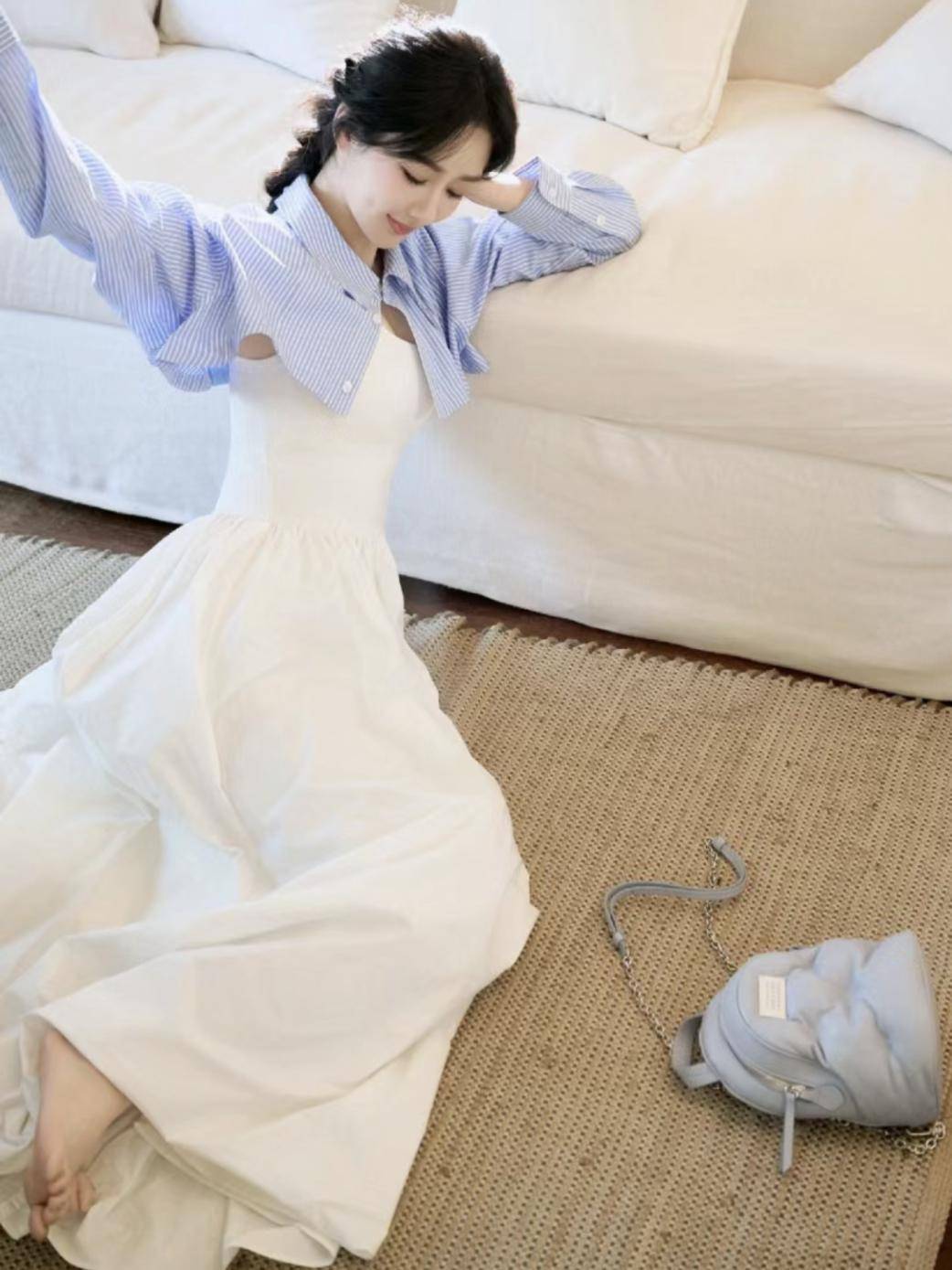 开年解锁prada,杨紫终于开窍_姐妹_眼线_刘海