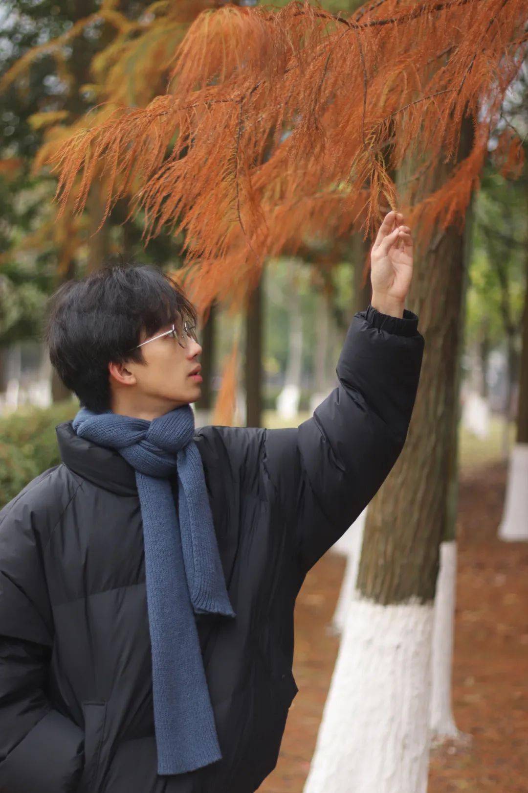 温医街拍look | 冬天拍了拍我说"又见面啦"_冬日_围巾_氛围