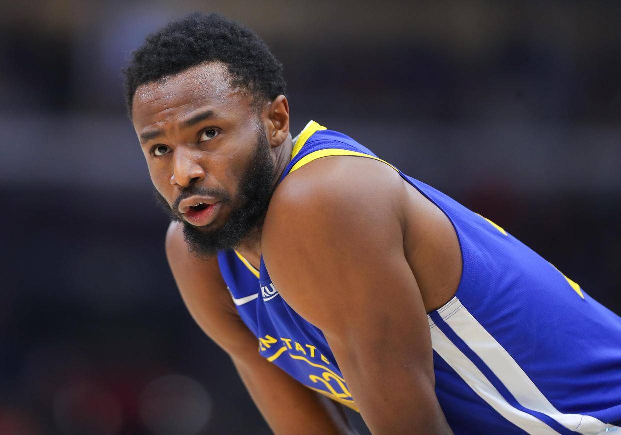 维金斯12中3&三分2中1得到7分4板1助 正负值-14_投篮_直播_图片