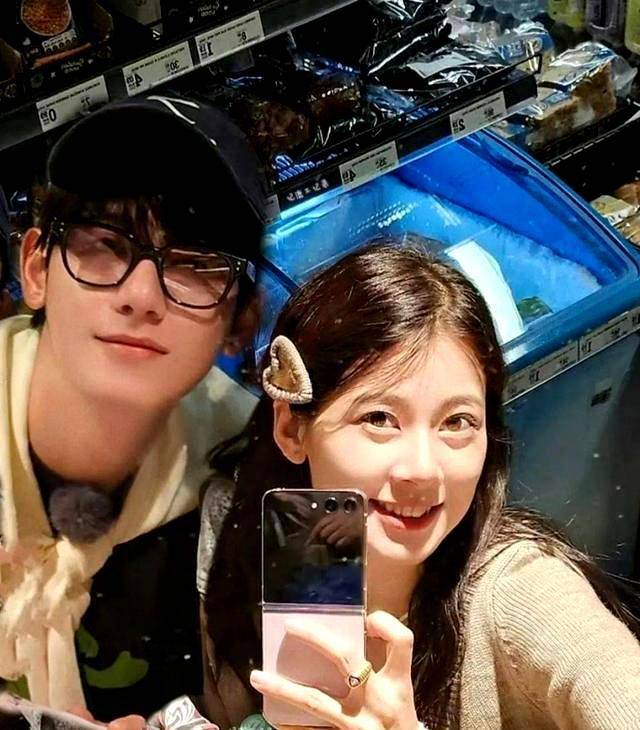 从《花儿与少年》中的迪丽热巴,看她的智商和责任心_胡连_形象_龚俊