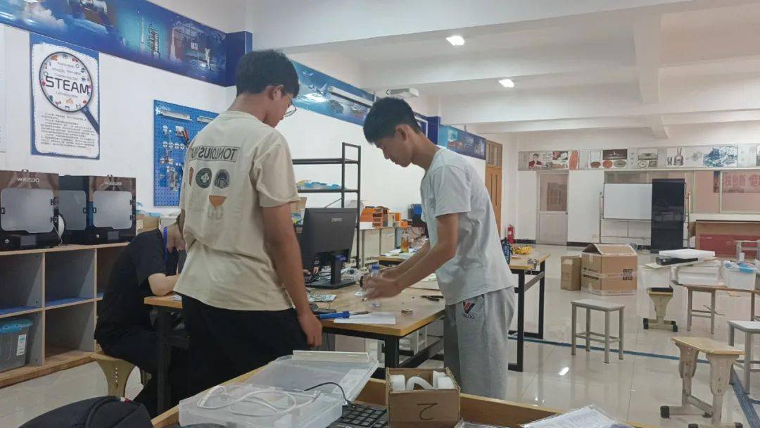 宝应安宜高中:喜报频传!_大赛_科技_同学