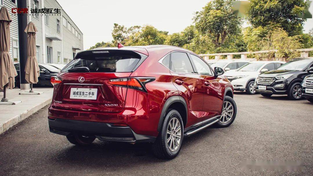 【雷克萨斯 nx200 全驱 锋尚版】