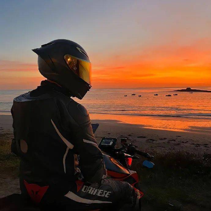 自由感满满的头像!