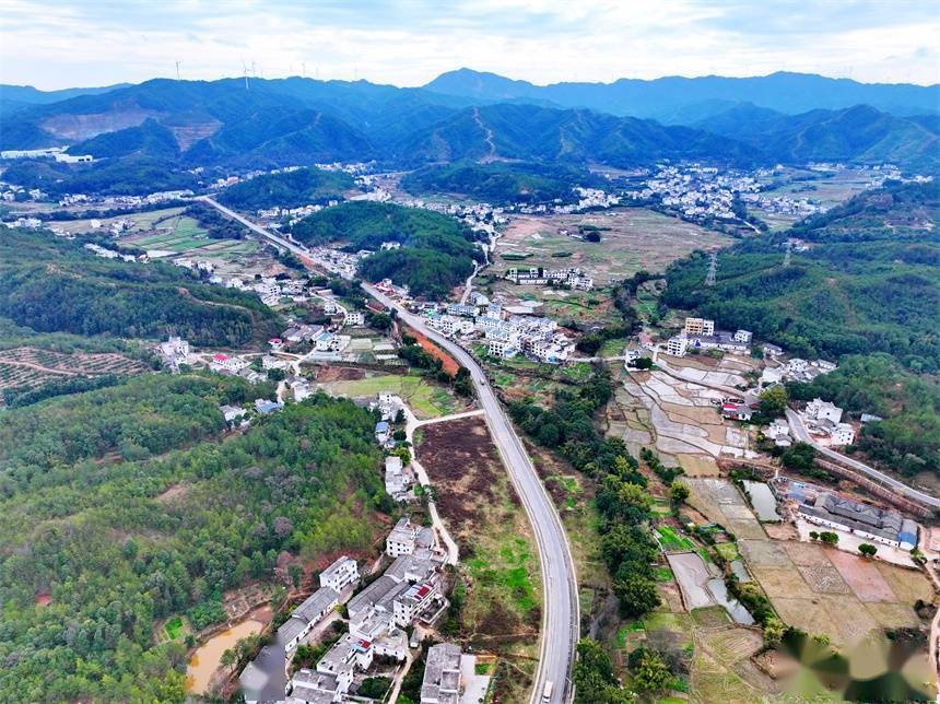 江西贛州:鄉村田園綜合體春意濃_潭東鎮_成景_公路