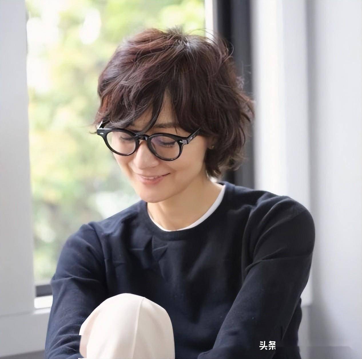 福冈佳子凭什么是中年女人"穿搭教科书"?