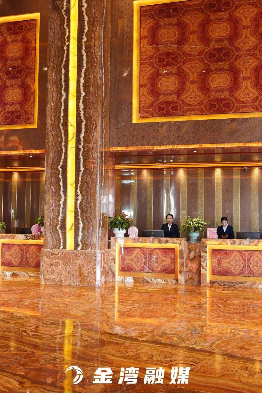 中国五星级酒店中独树一帜与现代建筑的简约时尚融合了中式古典的富丽