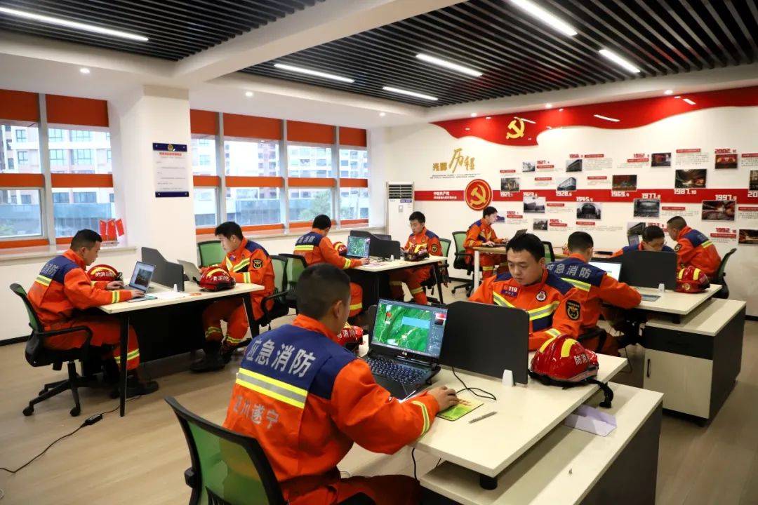 遂宁消防举行指挥中心业务比武竞赛