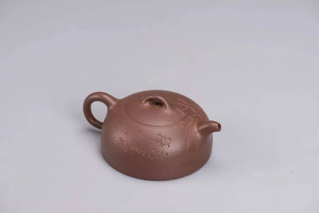 2023允臧斋艺术秋季拍卖会—张宇峰制谭海鸥刻· 半月_紫砂_台北