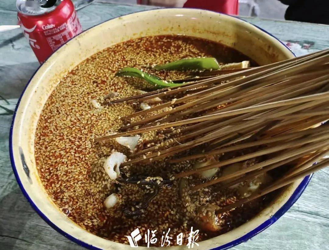 当然临汾还有很多特色美食洪洞酥肉面大宁四大金刚隰县莜面栲栳栳安泽