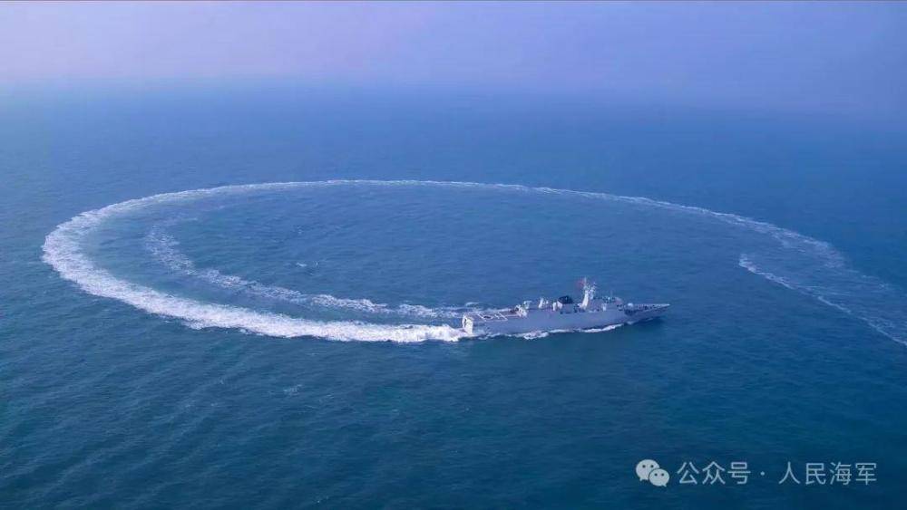 鄂州舰,义乌舰组成舰艇编队东部战区海军某护卫舰支队将"敌"攻击意图
