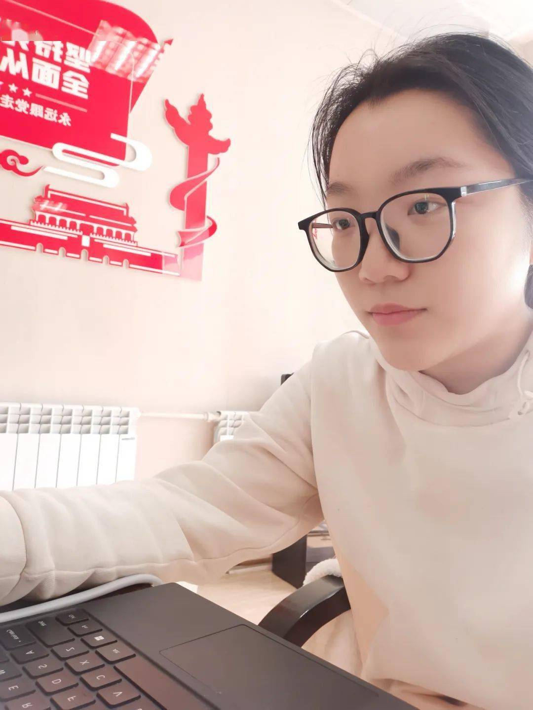 房产证的发放,辅助各学院查询相关国有资产,计提各月份