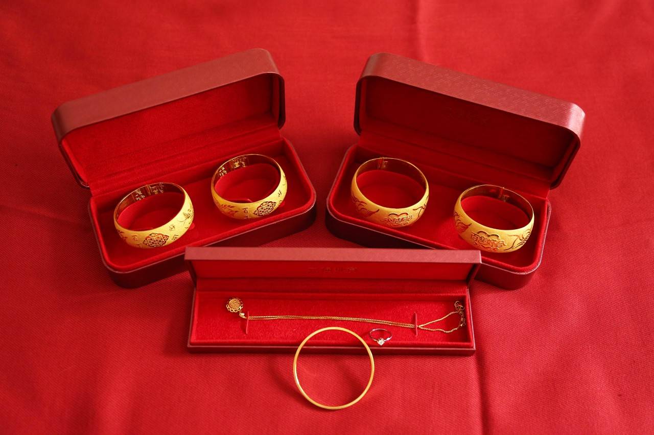 根据谷雨数据公开的《2020年国人彩礼调查》(下称《调查》),有超过7成