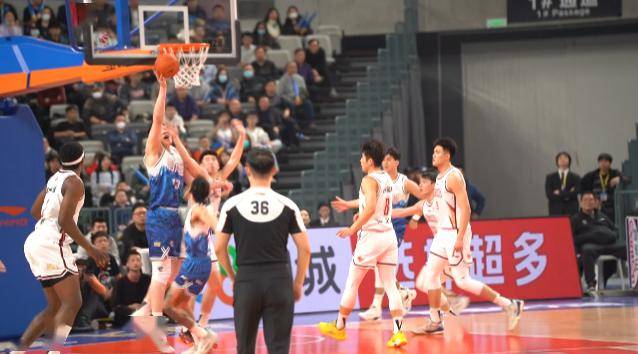 新疆男籃勝浙江 李炎哲首秀得到全場最高分_比賽__楊