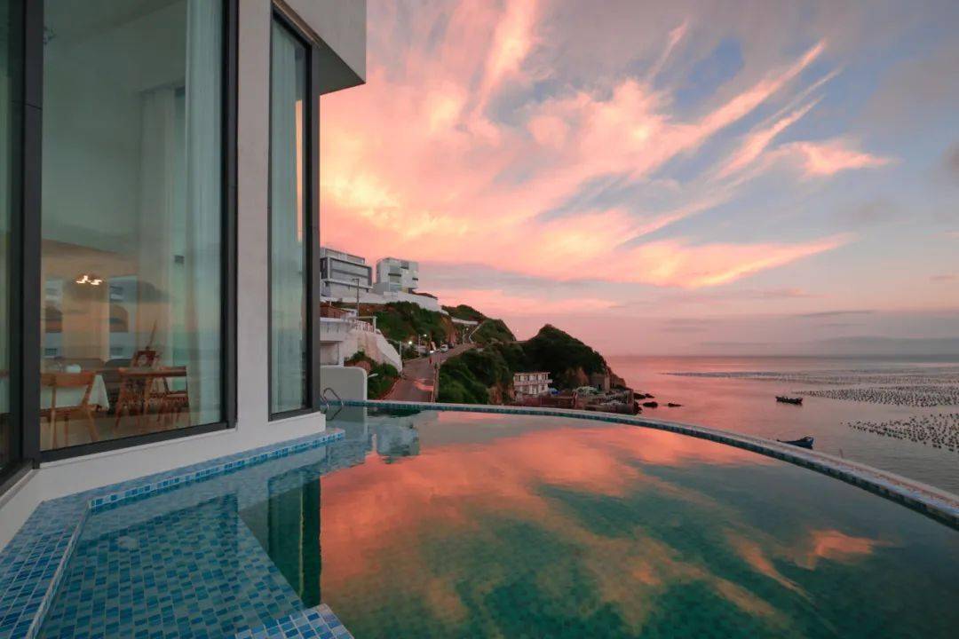 嵊泗这些绝美海景民宿,我先住为敬!_大海_泳池_房间