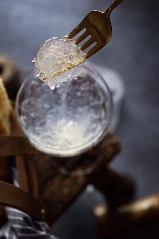 那么吃燕窝每天用量是多少?到底要花多少钱去吃呢?