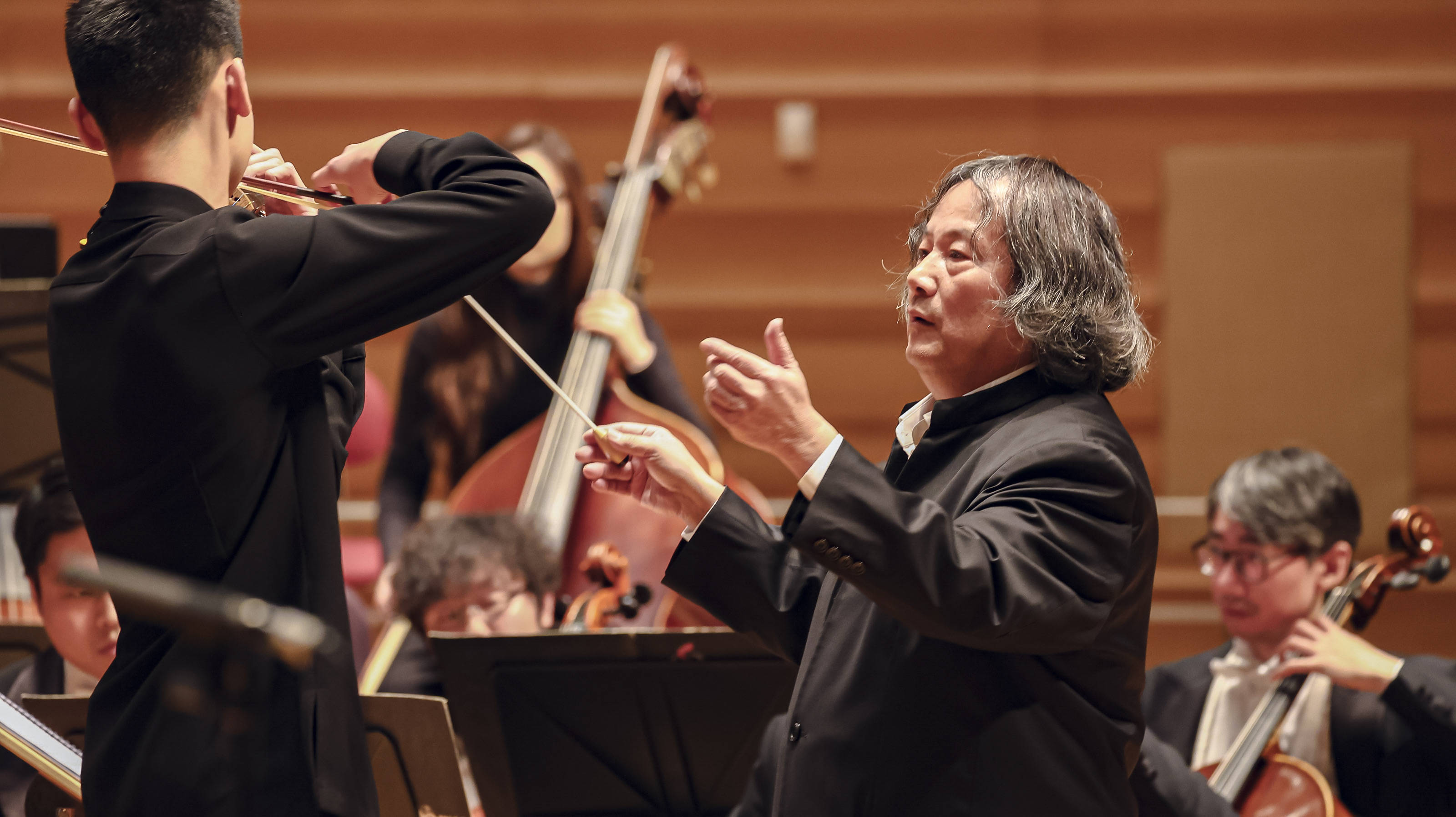 指挥家汤沐海带队,"音乐小天使"举办全协奏曲音乐会